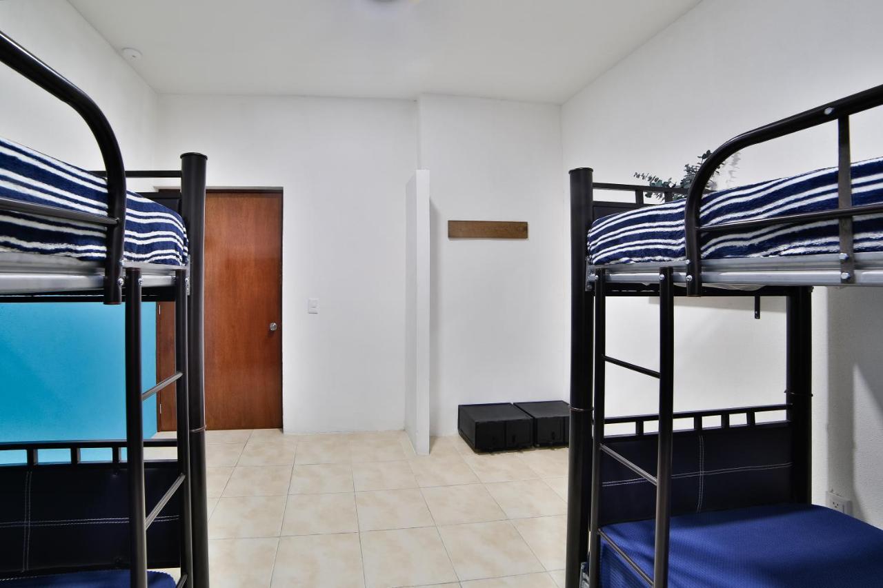 Hostal Ten To Ten 巴亞爾塔港 外观 照片